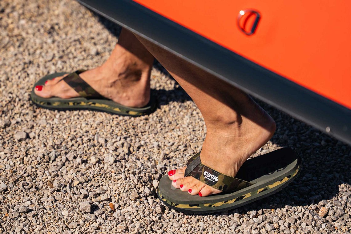 Dámský outfit 3 - oranžová - paddleboard GLADIATOR PRO, lycra, žabky COOL