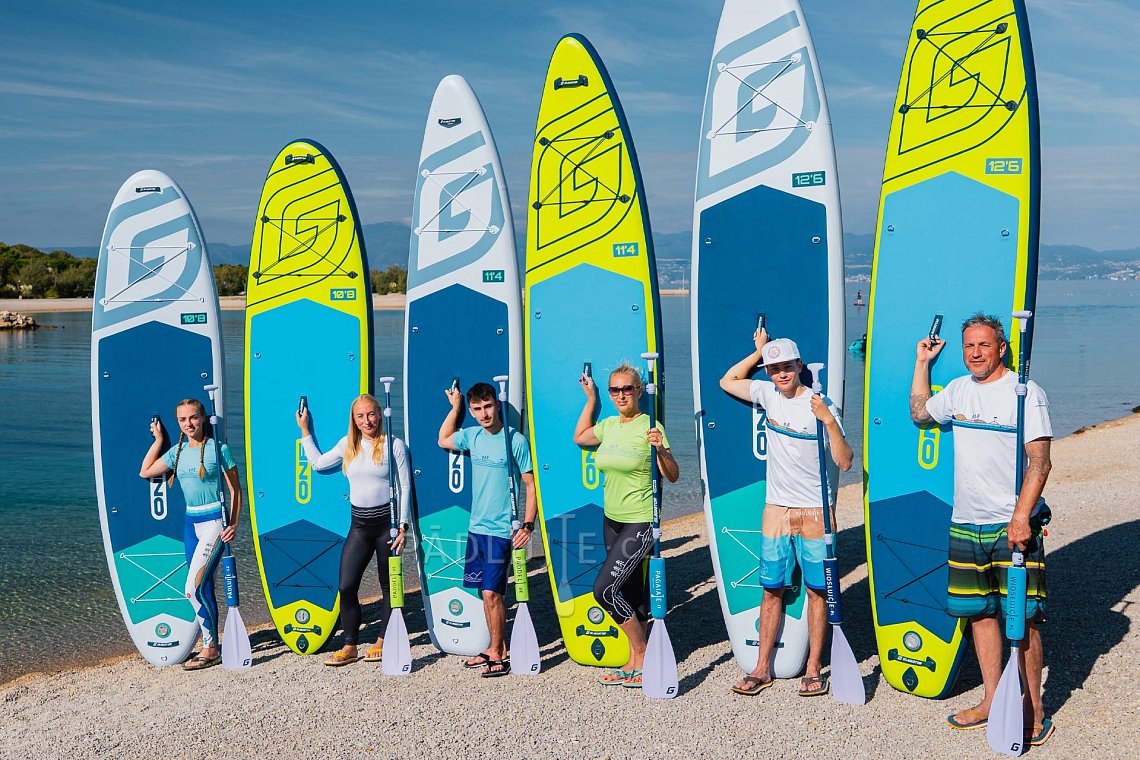 Dámský outfit 6 - neon green - lycra krátký rukáv, legíny černé