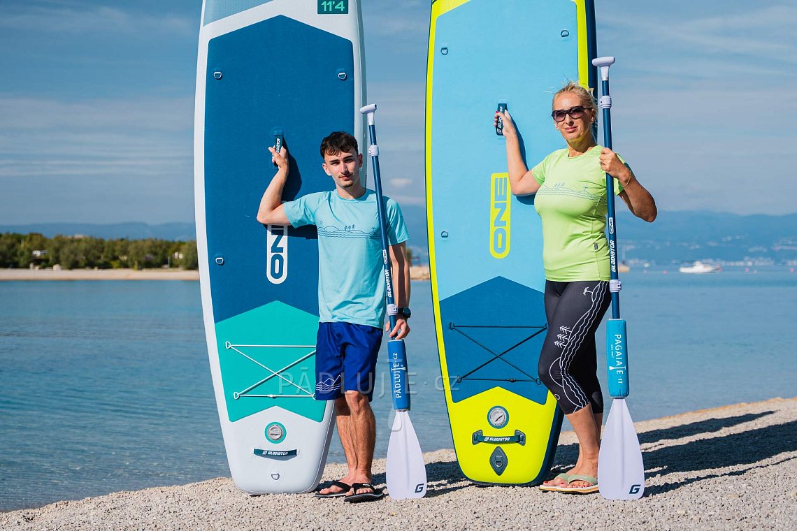 Dámský outfit 7 - neon green - lycra krátký rukáv, legíny černé