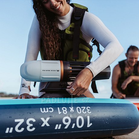 AQUA MARINA BlueDrive X PRO skútr nebo motor k paddleboardu, kajaku - 2x baterie, 1x nabíječka