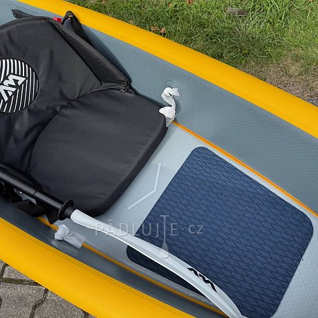 Kajak AQUA MARINA TOMAHAWK AIR-K 440 - nafukovací - POUŽITÉ ZBOŽÍ