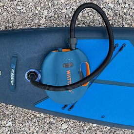 Elektrická pumpa WATTSUP Swift s baterií do 20PSI pro paddleboardy