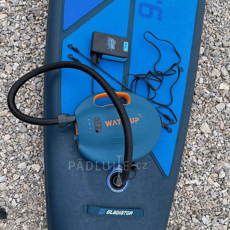 Elektrická pumpa WATTSUP Swift s baterií do 20PSI pro paddleboardy