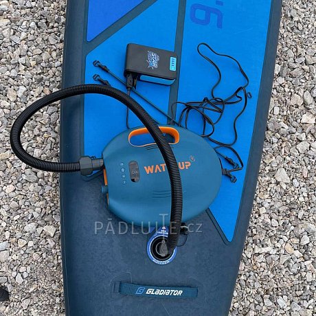 Elektrická pumpa WATTSUP Swift s baterií do 20PSI pro paddleboardy